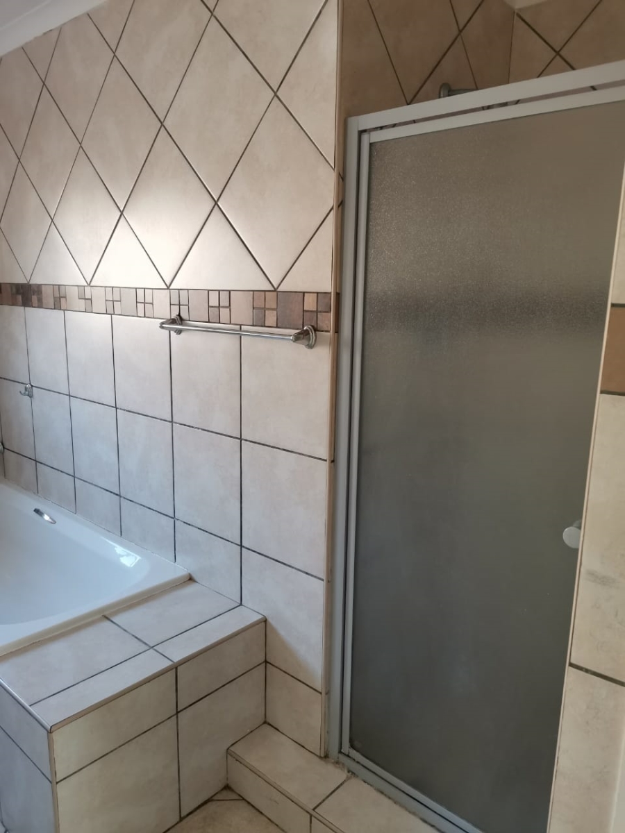 3 Bedroom Property for Sale in Vaalpark Free State